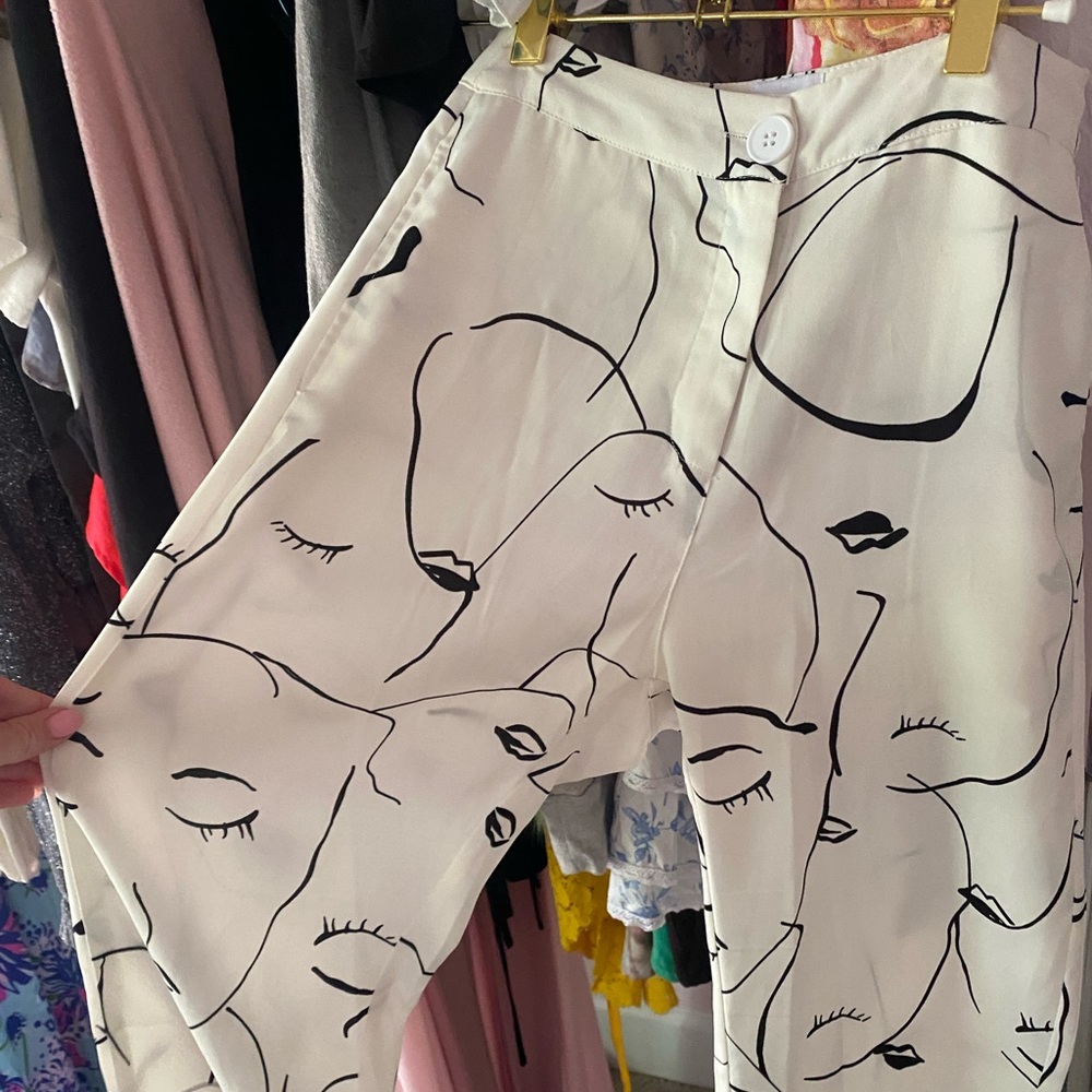 Abstract Face Pants - Picture 2 of 5